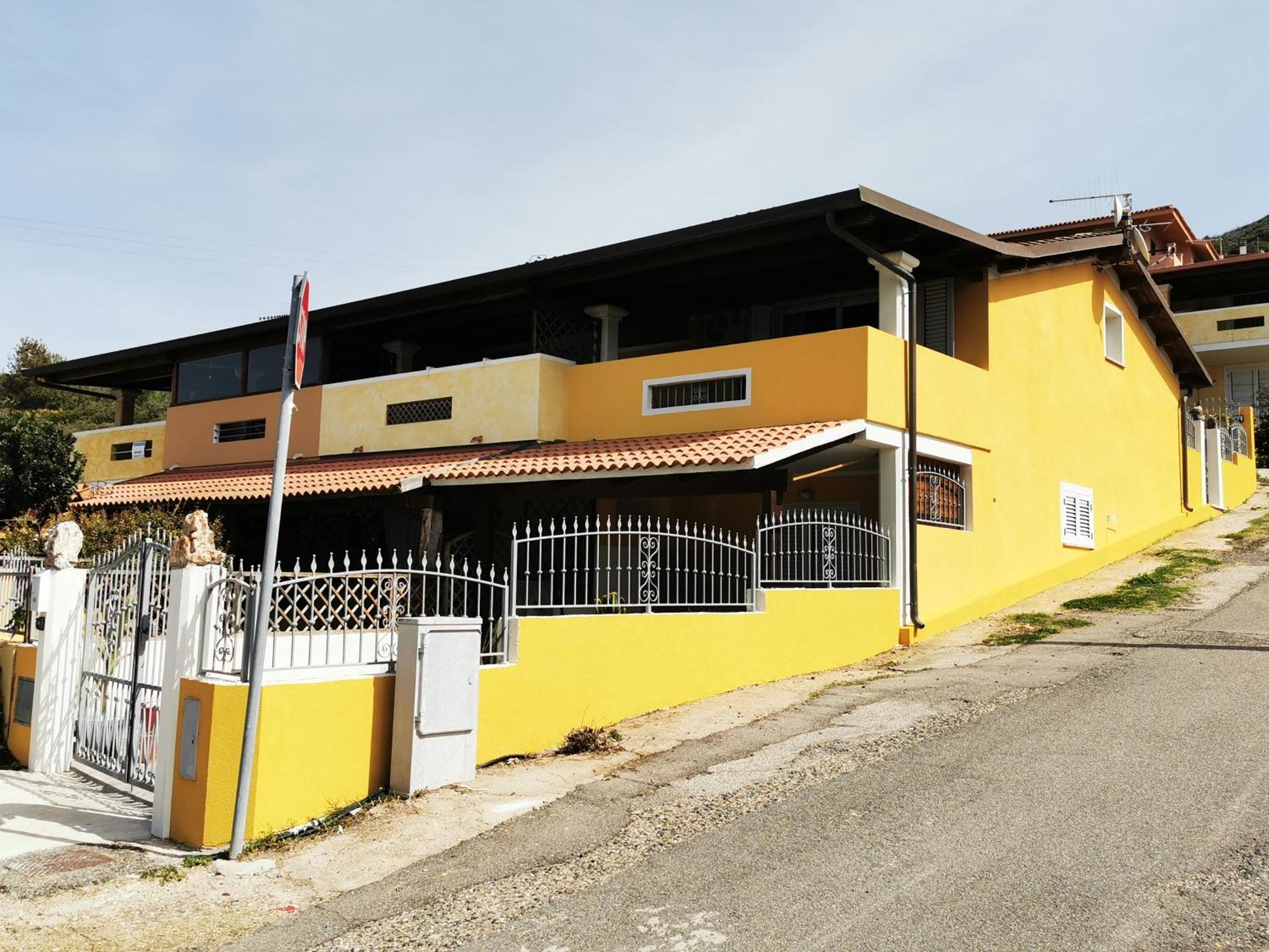 Apartament La Casa Di Angelo Tresnuraghes Zewnętrze zdjęcie