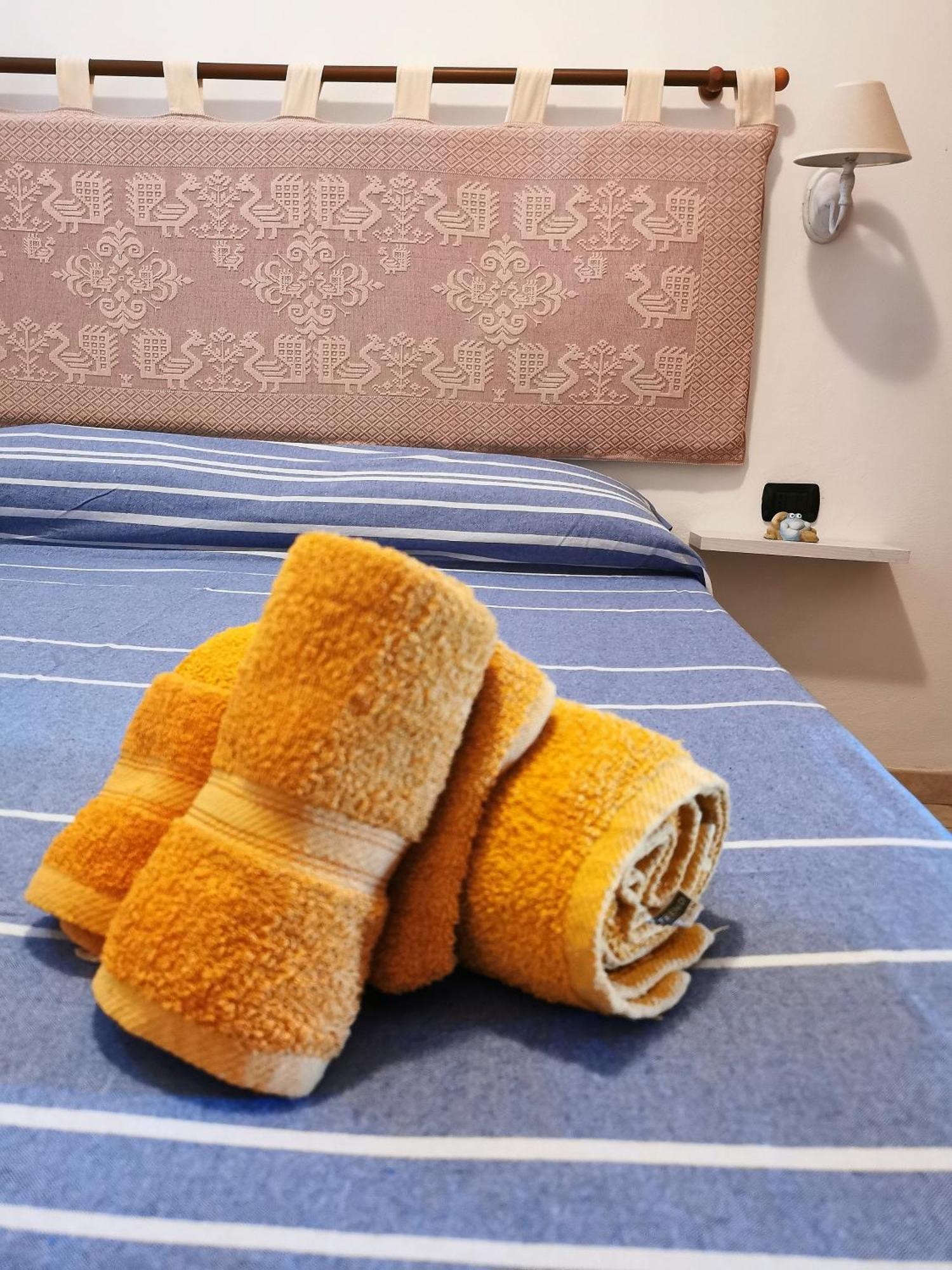 Apartament La Casa Di Angelo Tresnuraghes Zewnętrze zdjęcie
