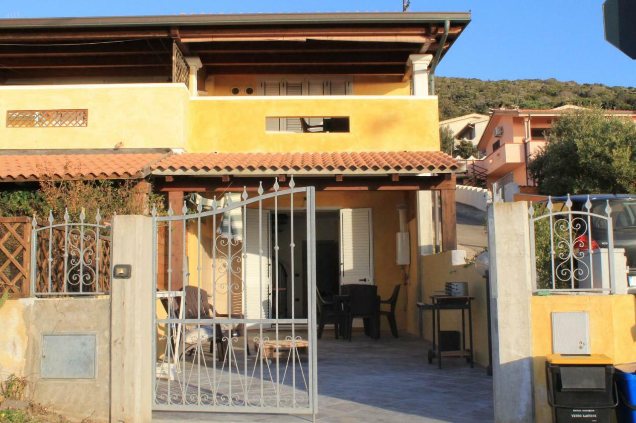 Apartament La Casa Di Angelo Tresnuraghes Zewnętrze zdjęcie